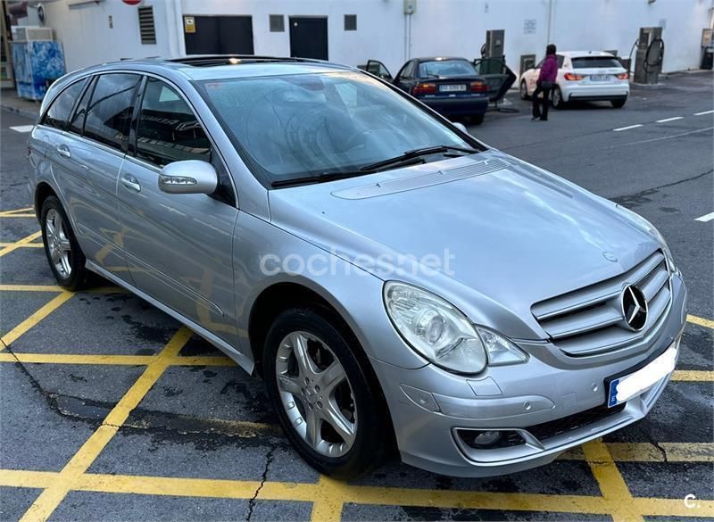 Usado Mercedes R320 224 CV (164 kW) 2006 Gris / plata Monovolumen