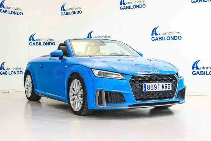 Usado Audi TT S-Line 197 CV (144 kW) 2019 Azul Descapotable