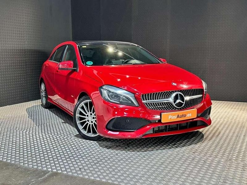Usado Mercedes A200 AMG line 136 CV (100 kW) 2015 Rojo Utilitario