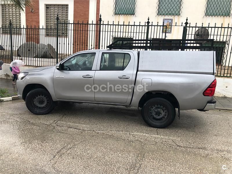 Gris / plata Usado 2017 Toyota HiLux Recogida | 25.000 € (Caro) - Imagen 1/4