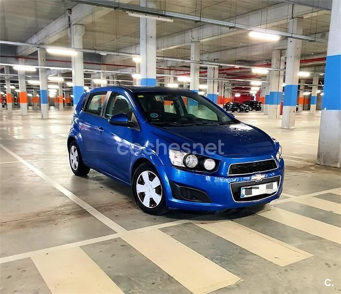 Usado Chevrolet Aveo LS 86 CV (63 kW) 2013 Azul Berlina