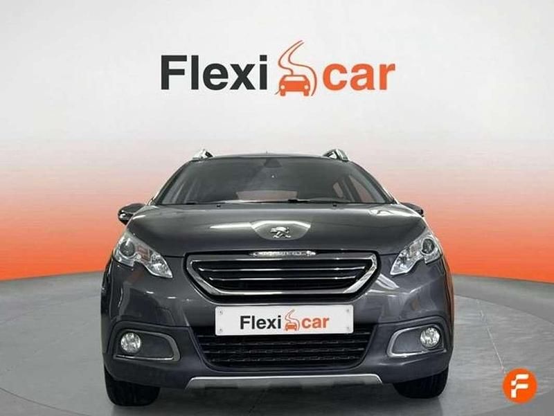 Usado Peugeot 2008 Allure 110 CV (80 kW) 2018 Gris SUV