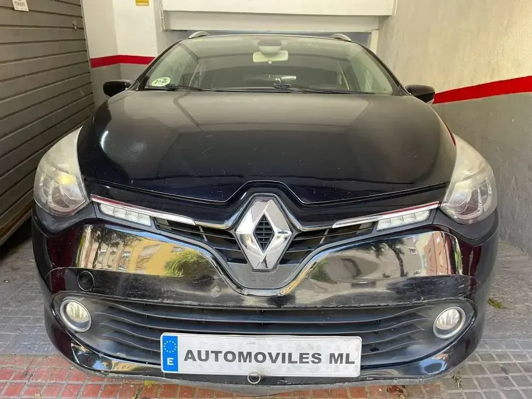 Usado Renault Clio 90 CV (66 kW) 2015 Negro Utilitario