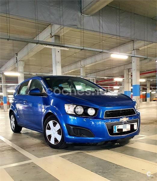 Usado Chevrolet Aveo LS 86 CV (63 kW) 2013 Azul Berlina