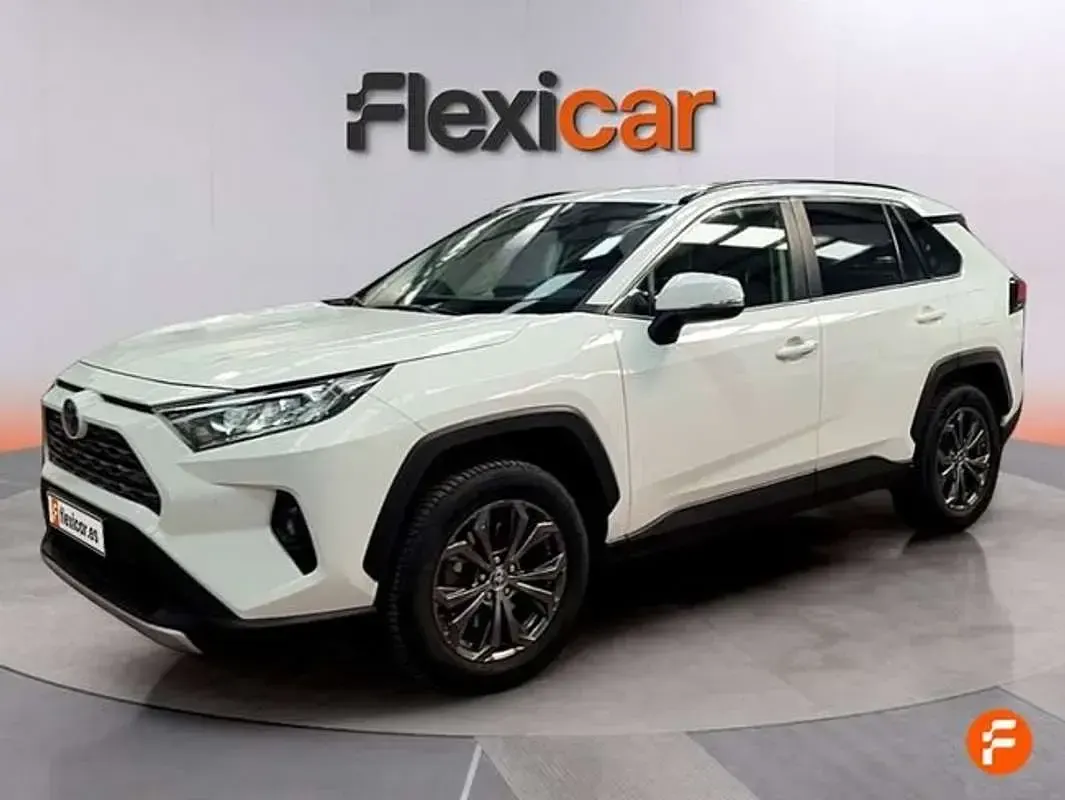 Usado Toyota RAV4 Hybrid Advance 218 CV (160 kW) 2023 Blanco SUV
