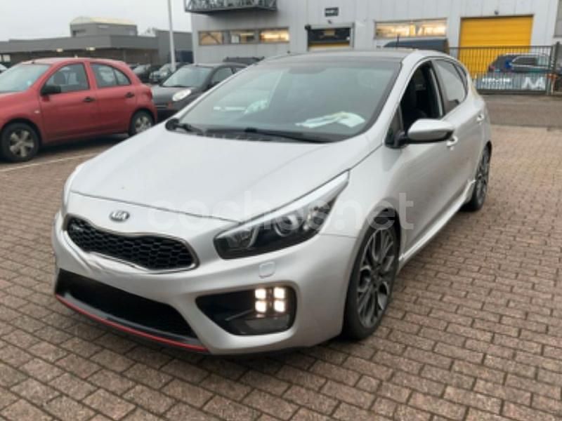 Gris / plata Usado 2018 Kia Ceed GT GT Berlina | 14.990 € (Super precio) - Imagen 1/4