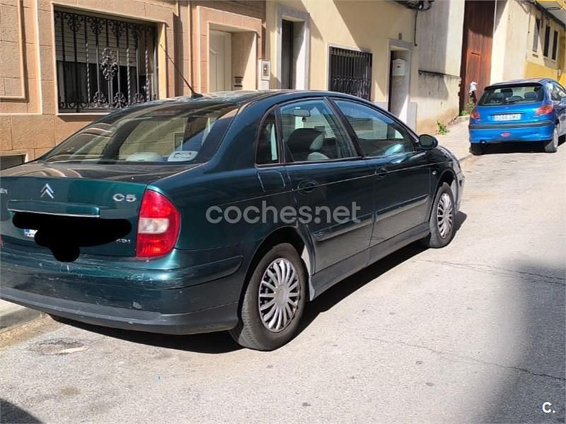 Usado Citroën C5 110 CV (80 kW) 2001 Verde Berlina