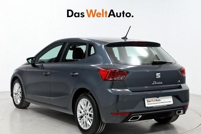 Usado Seat Ibiza FR 115 CV (84 kW) 2024 Utilitario