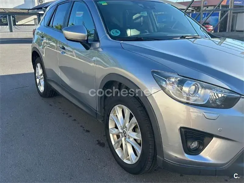 Usado Mazda CX-5 Luxury 175 CV (128 kW) 2013 Gris / plata SUV