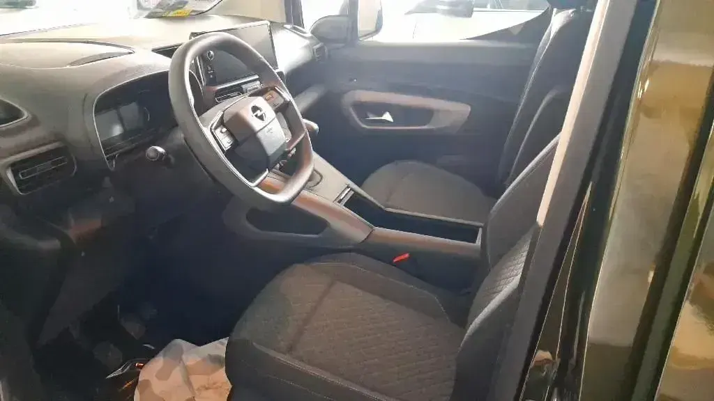 Nuevo Opel Combo 100 CV (73 kW) 2026 Otro Monovolumen