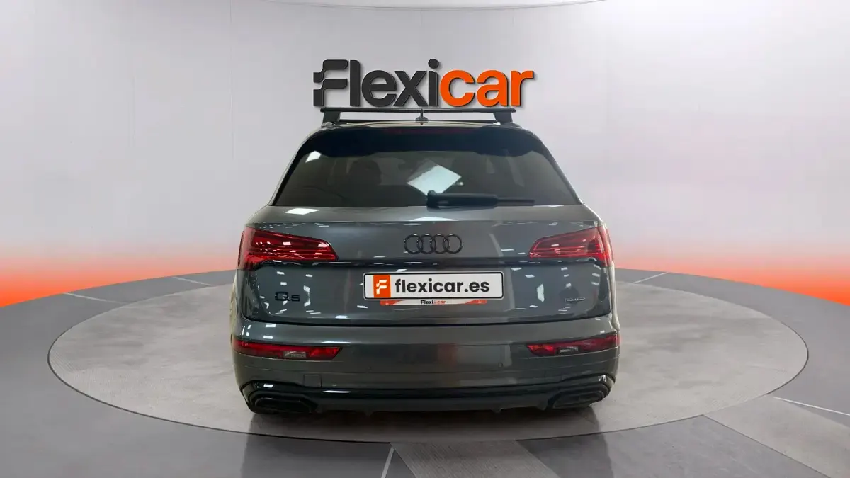 Usado Audi Q5 Premium 204 CV (150 kW) 2023 Gris SUV