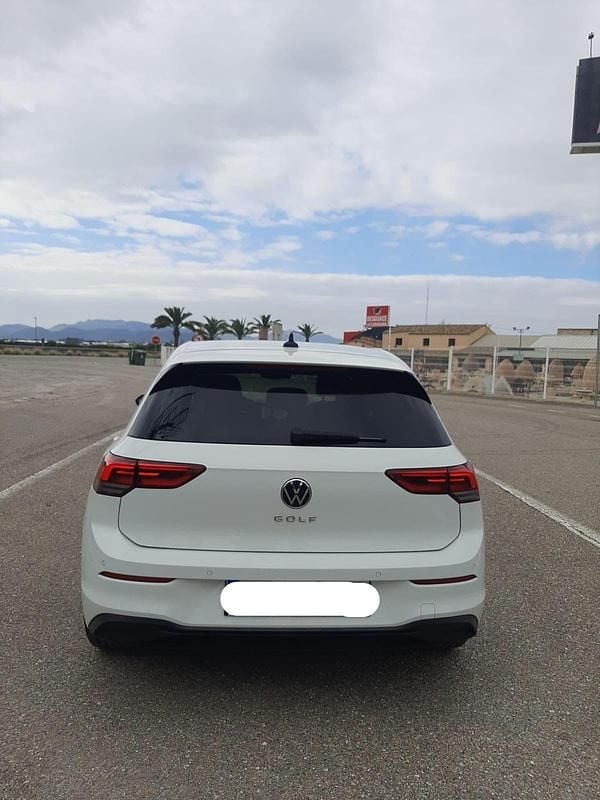 Usado VW Golf VII Life 150 CV (110 kW) 2021 Blanco Utilitario