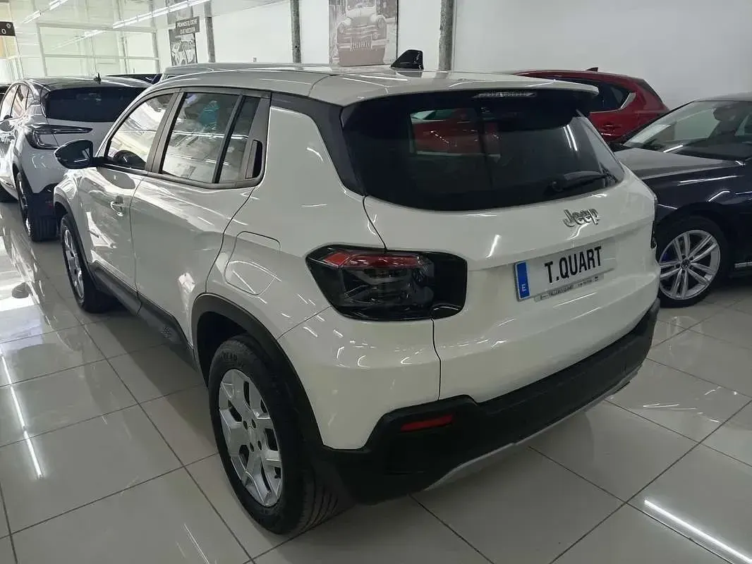 Usado Jeep Avenger Altitude 101 CV (74 kW) 2023 Blanco SUV