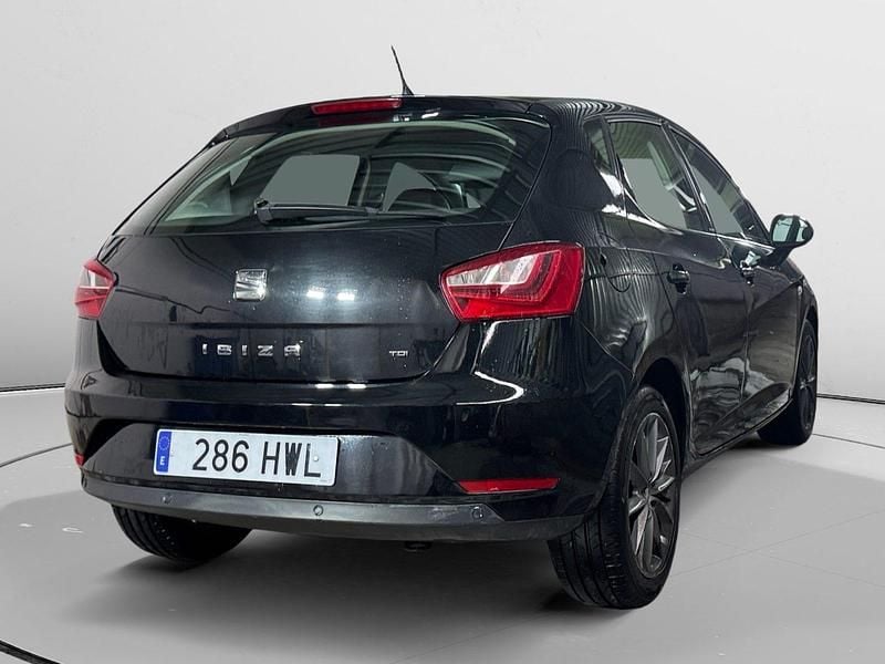Usado Seat Ibiza I-Tech 91 CV (66 kW) 2014 Negro Utilitario