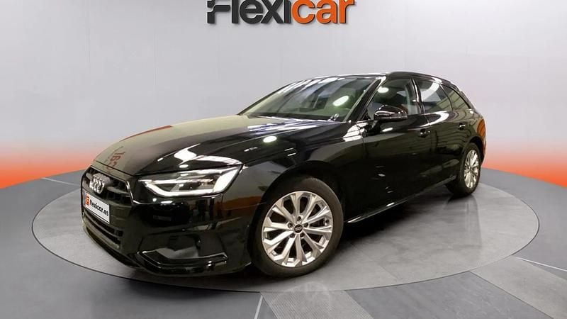 Usado Audi A4 Advanced Plus 163 CV (119 kW) 2021 Azul Familiar