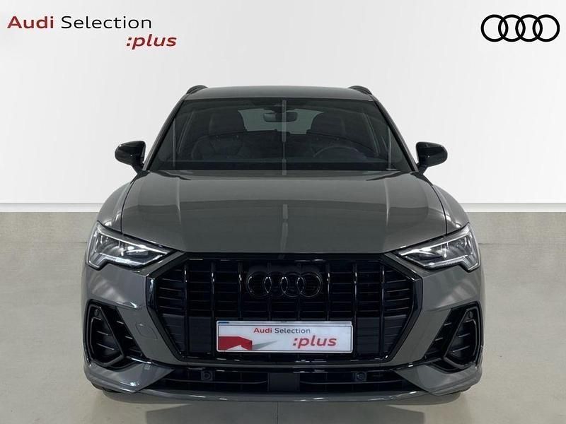 Usado Audi Q3 Ambiente 150 HP (110 kW) 2024 Cinzento SUV