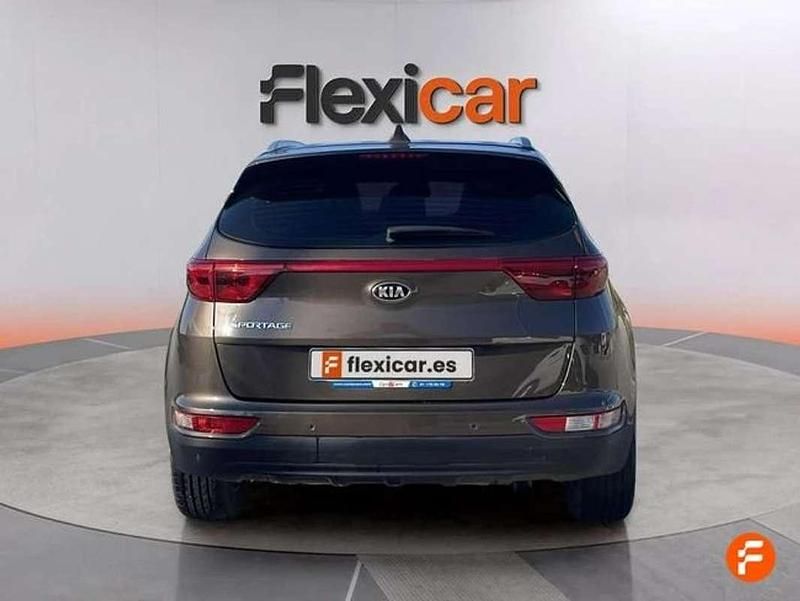Usado Kia Sportage Plus 132 CV (97 kW) 2018 Marrón SUV