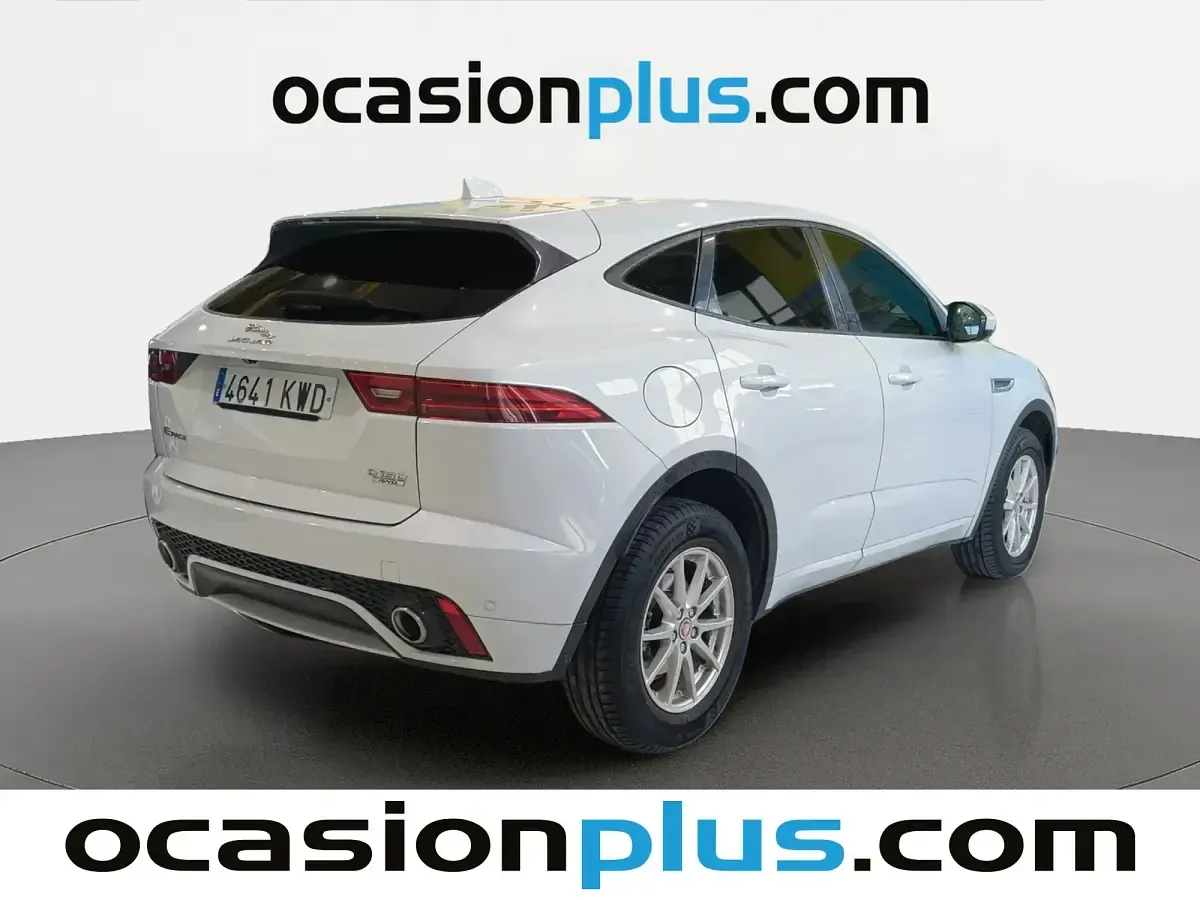 Usado Jaguar E-Pace R-Dynamic 150 CV (110 kW) 2019 Blanco SUV