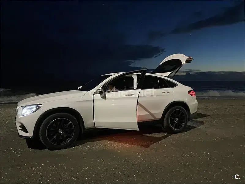 Usado Mercedes GLC250 204 CV (150 kW) 2016 Blanco SUV
