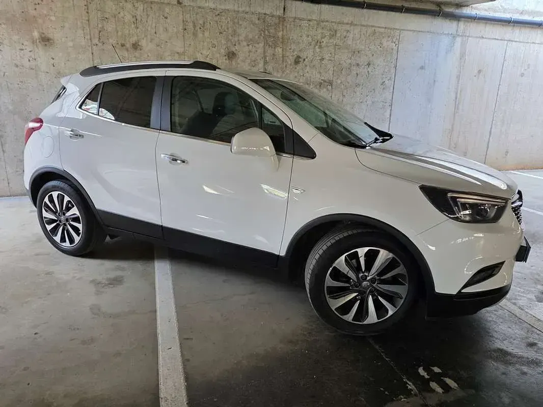 Usado Opel Mokka X Innovation 140 CV (102 kW) 2018 Blanco SUV
