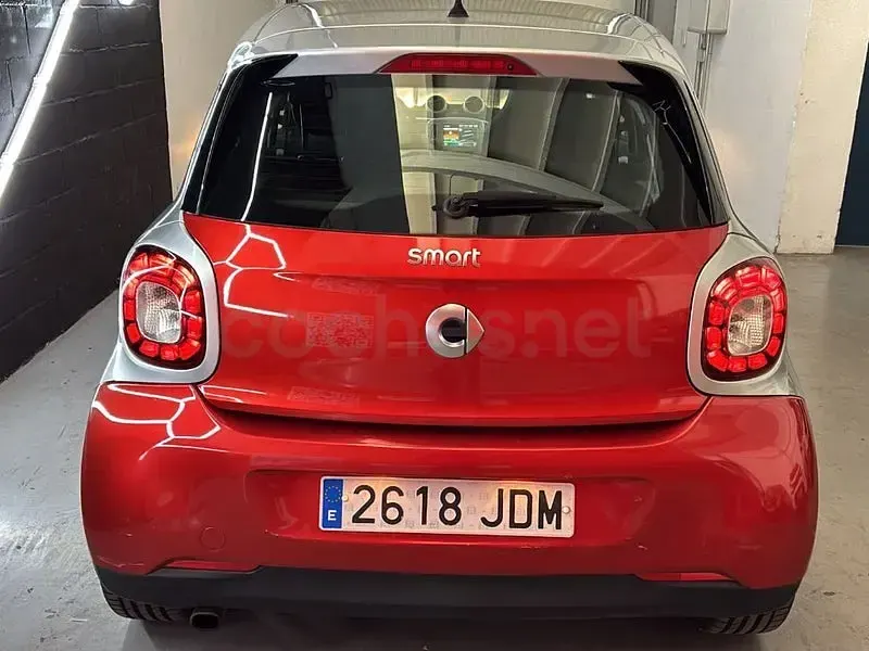 Usado Smart ForFour Prime 71 CV (52 kW) 2015 Rojo Utilitario