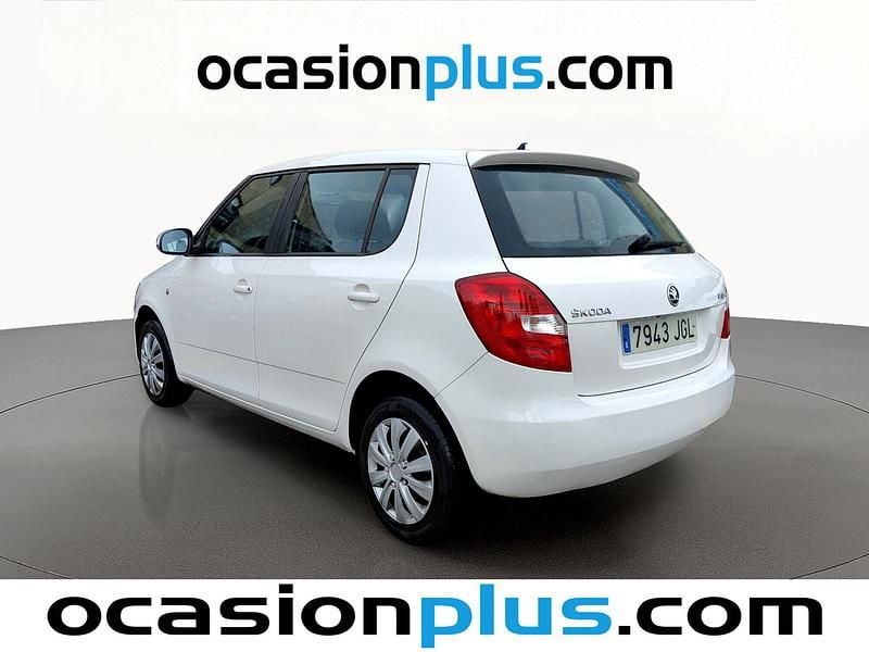 Usado Skoda Fabia Ambition 75 CV (55 kW) 2015 Blanco Utilitario