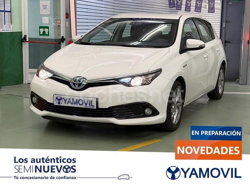 Blanco Usado 2015 Toyota Auris Hybrid Active Berlina | 14.950 € (Precio justo) - Imagen 1/4