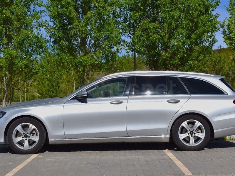 Usado Mercedes E220 194 CV (142 kW) 2018 Gris / plata Familiar