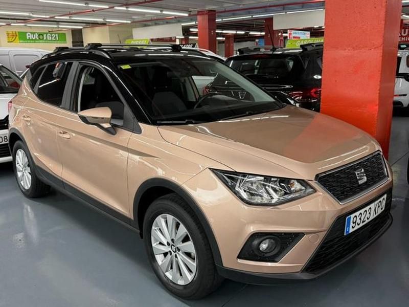 Usado Seat Arona Style 95 CV (69 kW) 2018 Negro SUV