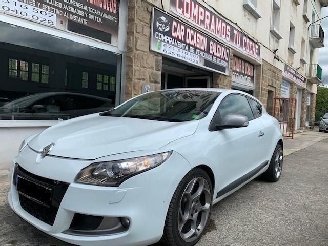 Usado 2011 Renault Mégane III GT Coupe | 7990 € - Imagen 1/4