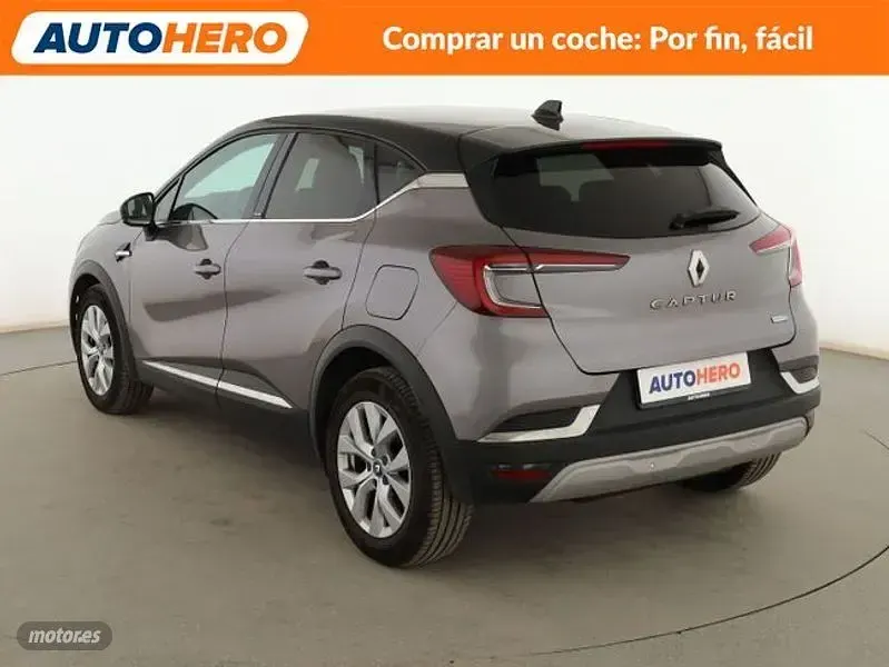 Usado Renault Captur Zen 160 CV (117 kW) 2020 Gris SUV
