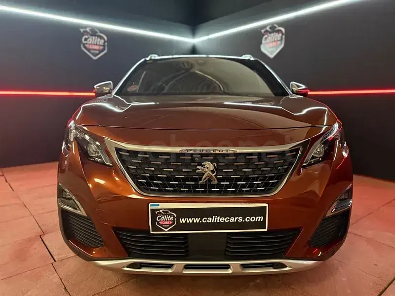 Usado Peugeot 3008 GT 180 CV (132 kW) 2018 Naranja SUV