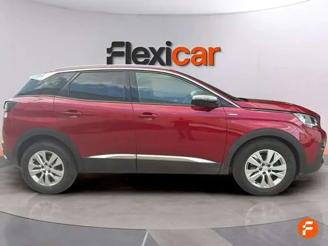 Usado Peugeot 3008 Style 131 CV (96 kW) 2021 Rojo SUV
