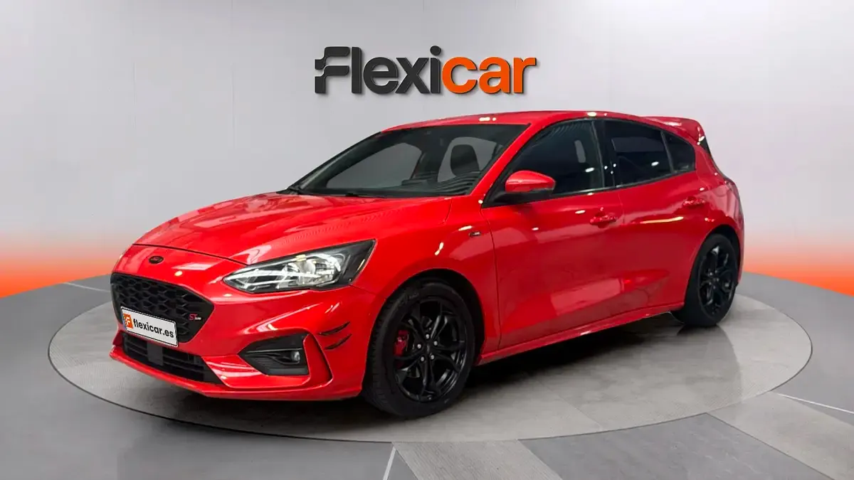 Usado Ford Focus ST-Line 125 CV (91 kW) 2018 Rojo Berlina