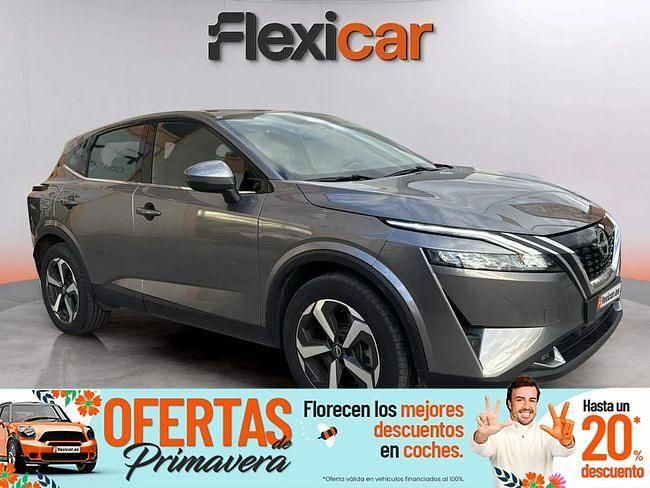 Usado Nissan Qashqai Acenta 190 CV (139 kW) 2024 Gris / plata SUV