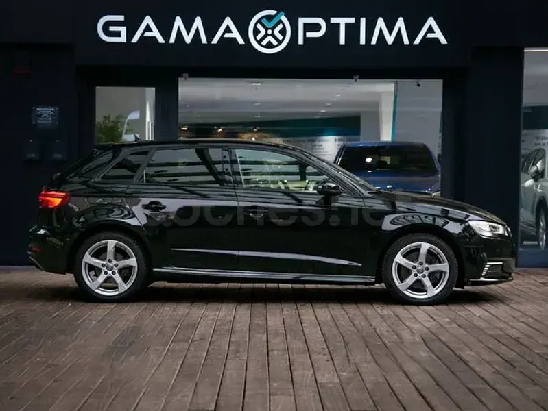 Usado Audi e-tron Design 204 CV (150 kW) 2020 Negro SUV