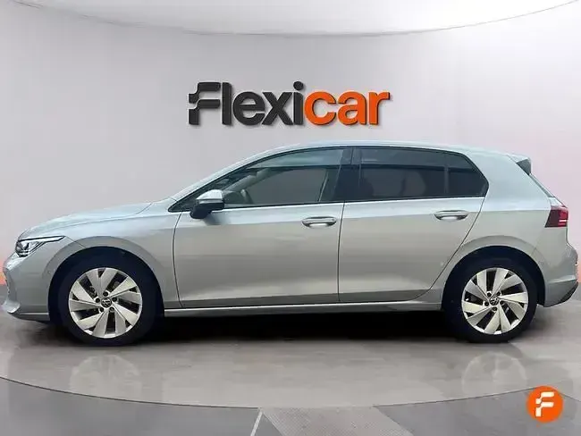 Usado VW Golf VIII 116 CV (85 kW) 2025 Gris Berlina