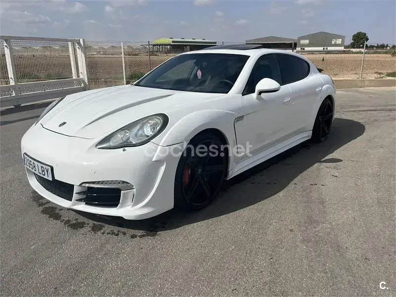 Usado Porsche Panamera Turbo 500 CV (367 kW) 2010 Blanco Utilitario