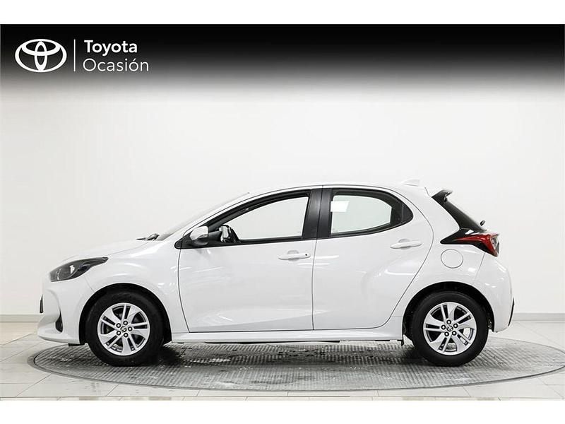 Usado Toyota Yaris Edition 125 CV (91 kW) 2021 Blanco Utilitario
