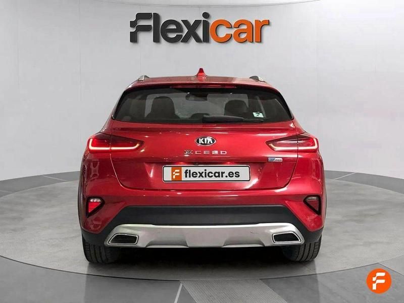 Usado Kia XCeed 141 CV (103 kW) 2021 Rojo SUV