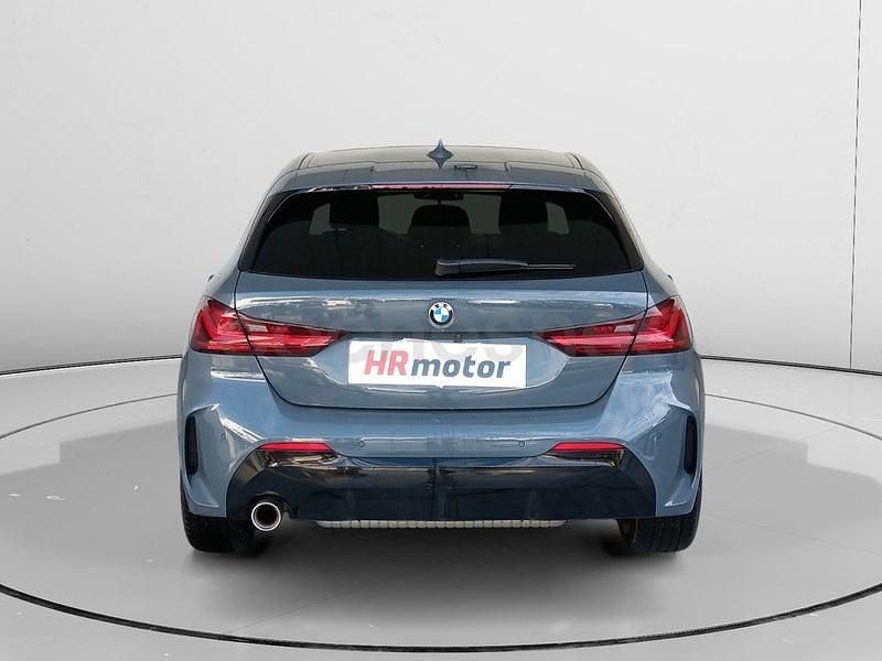 Usado BMW 118 Shadowline 136 CV (100 kW) 2023 Gris / plata Utilitario