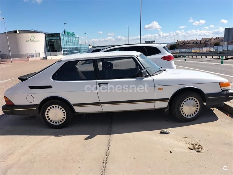 Usado Saab 900 128 CV (94 kW) 1989 Blanco Berlina