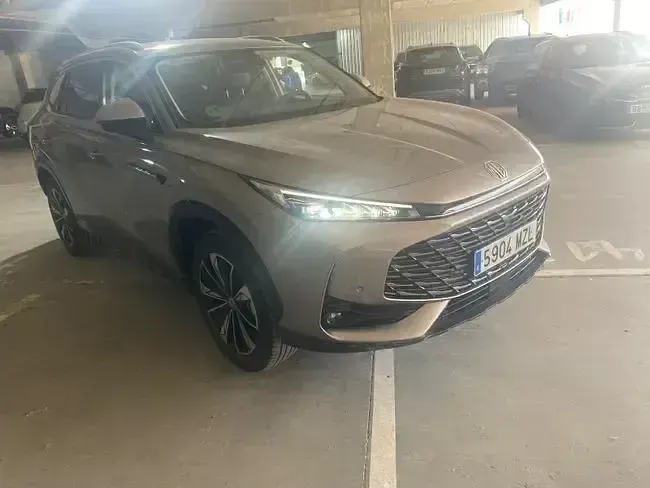 Usado MG HS Luxury 170 CV (125 kW) 2025 Gris SUV