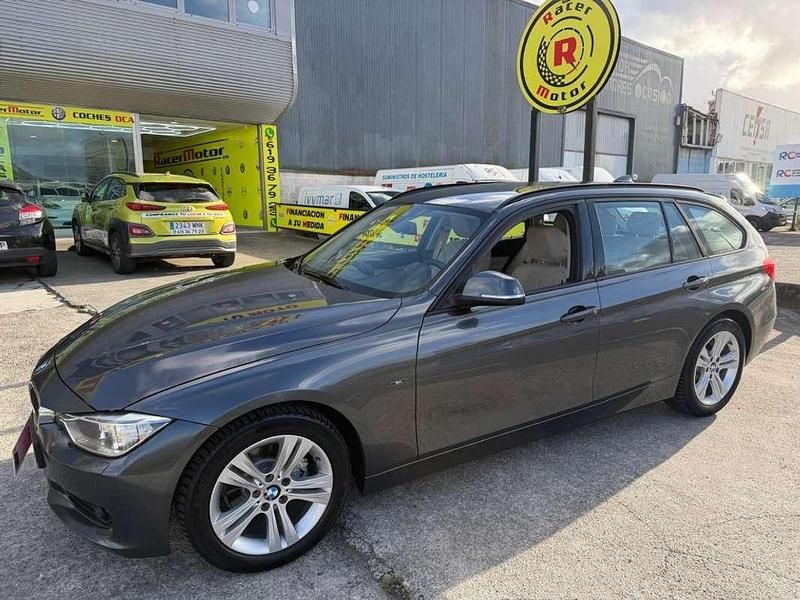 Usado BMW 318 Comfort Edition 143 CV (105 kW) 2014 Gris Familiar