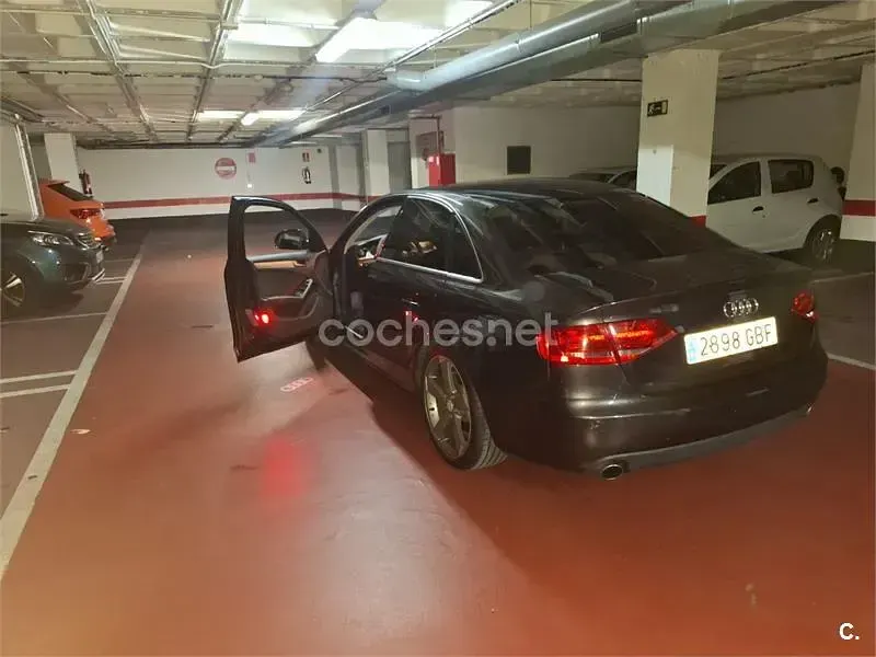 Usado Audi A4 190 CV (139 kW) 2008 Negro Berlina