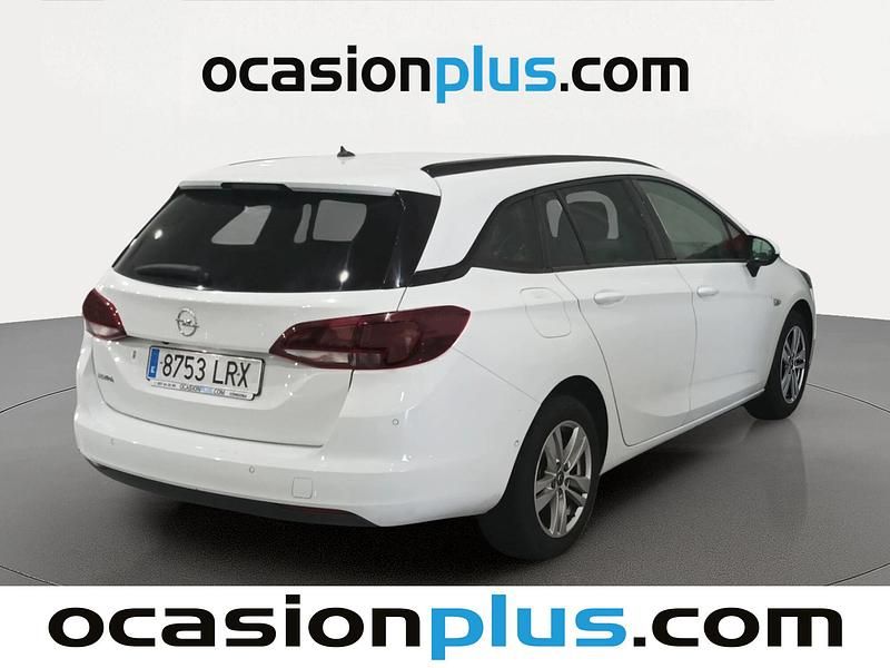 Usado Opel Astra GS Line 110 CV (80 kW) 2021 Blanco Familiar