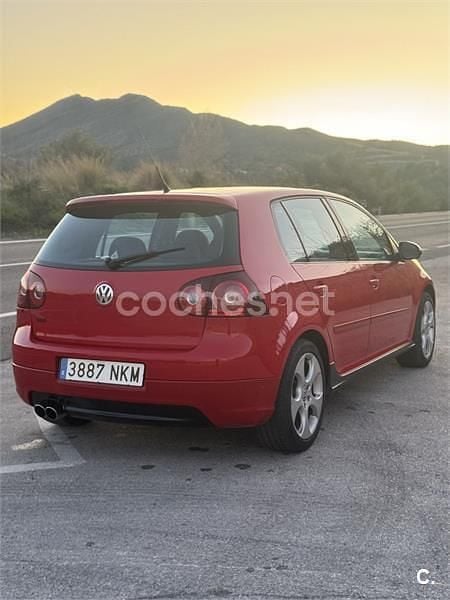 Usado VW Golf IV GTI 200 CV (147 kW) 2005 Rojo Berlina