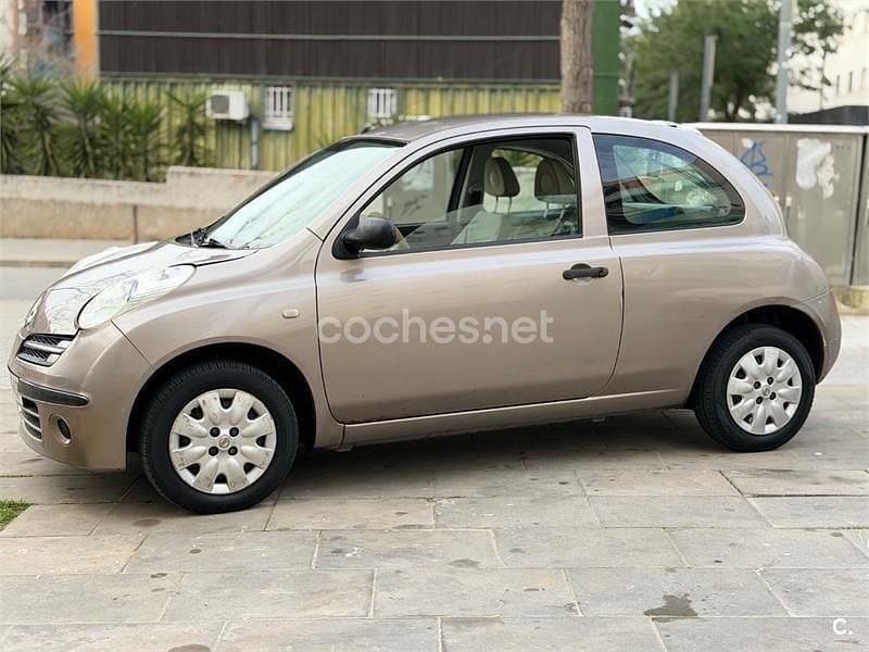 Usado Nissan Micra Visia 65 CV (47 kW) 2007 Beige Berlina