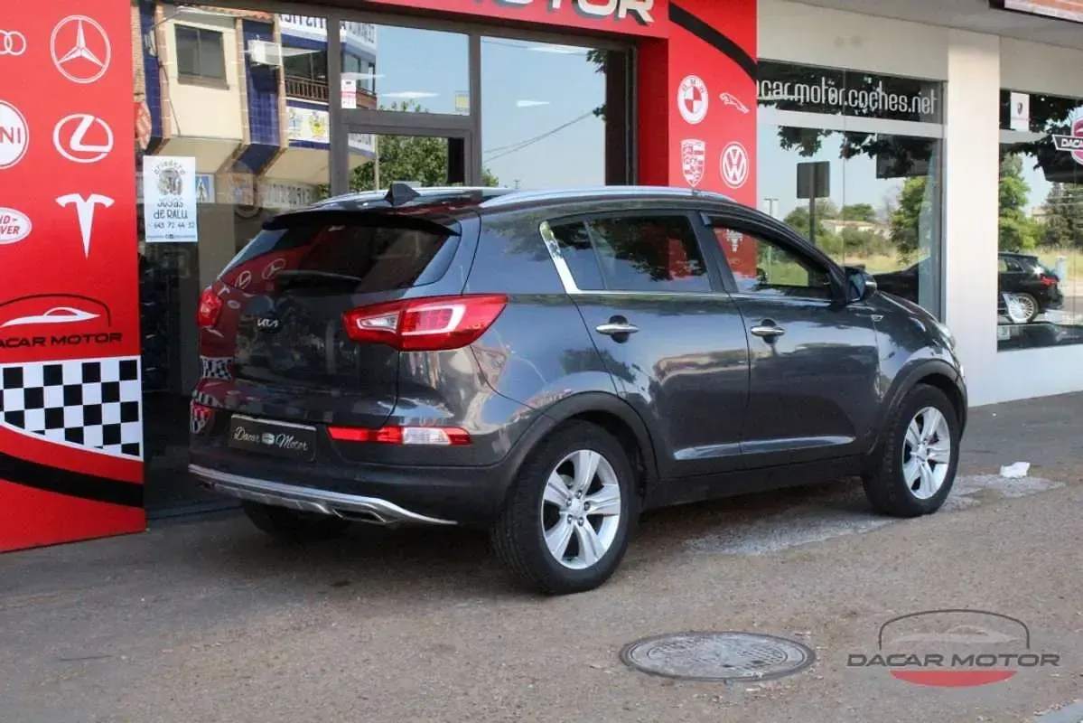 Usado Kia Sportage 116 CV (85 kW) 2011 Burdeos SUV