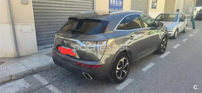Usado DS Automobiles DS7 Crossback Grand Chic 180 CV (132 kW) 2020 Gris / plata SUV
